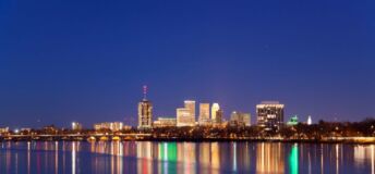 Photo of the skyline of Tulsa, Oklahoma, at twighlight.